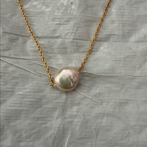 Madewell Elegant Gold Necklace with Pearl Accent - Picture 3 of 4